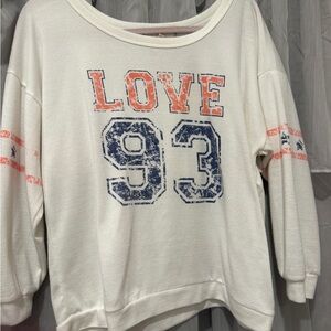 Almost Famous White and Blue Graphic Sweater